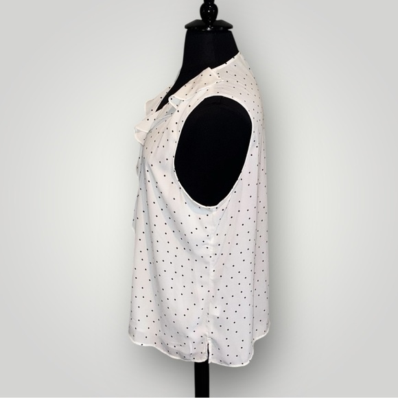 VINCE CAMUTO V-Neck Ruffled Collar Georgette Blouse - XXL White - Picture 5 of 14